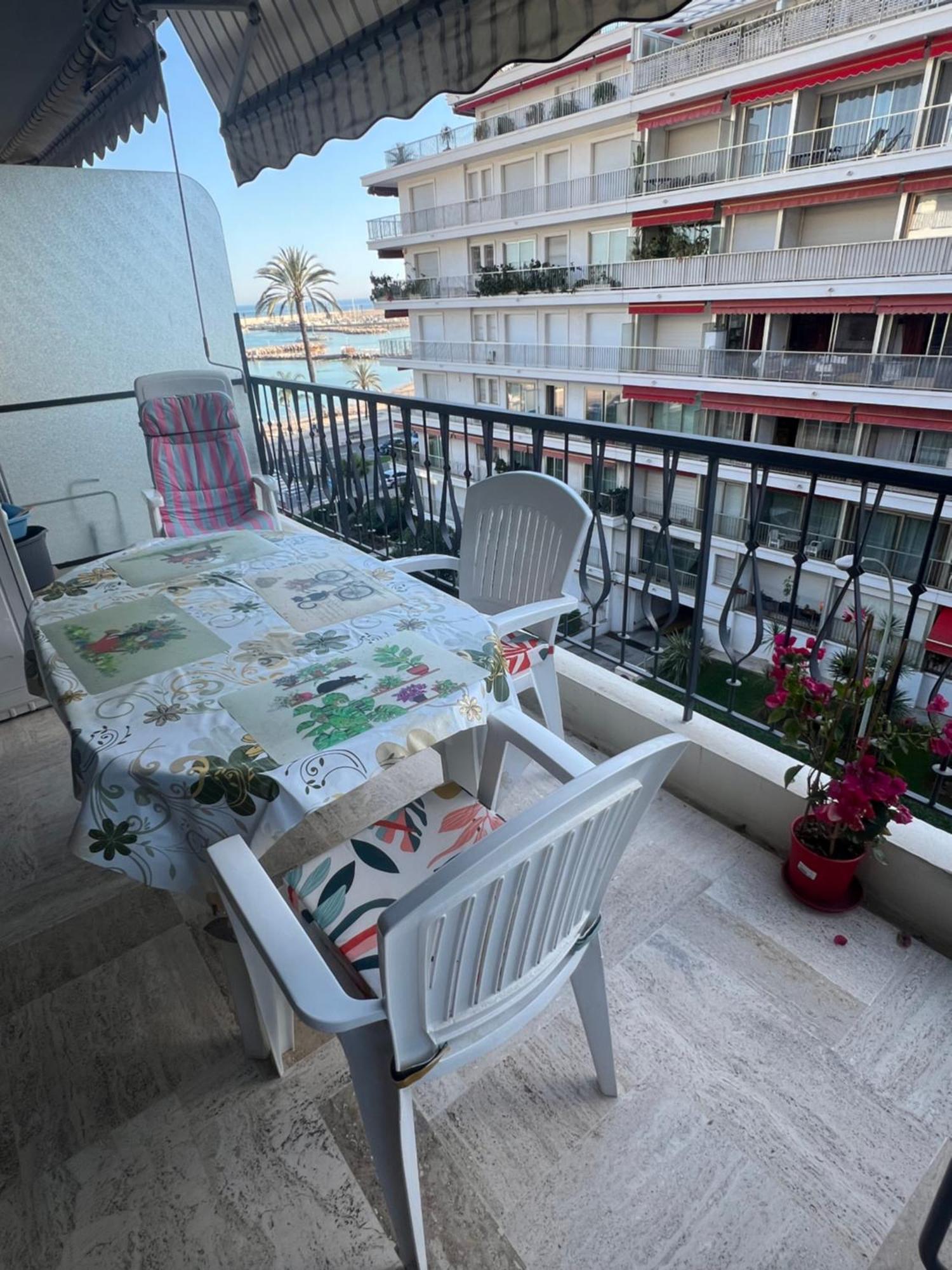 Residence Mona Lisa Bord De Mer Menton Exterior photo